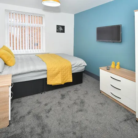 Townhouse @ Eastwood Place Stoke Etruria Zimmer foto