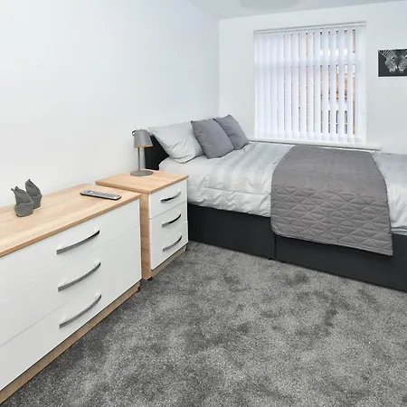 Townhouse @ Eastwood Place Stoke Etruria Zimmer foto