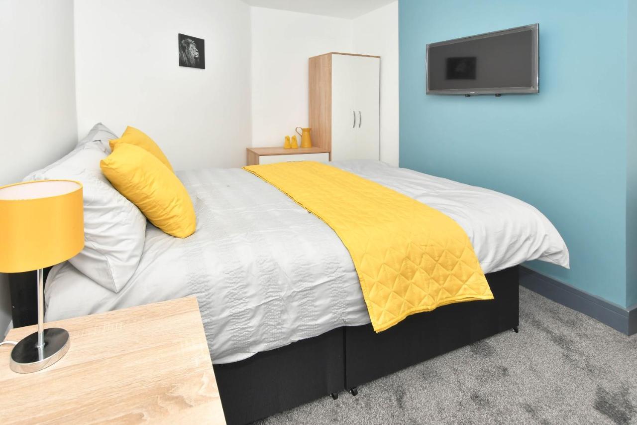 Townhouse @ Eastwood Place Stoke Holiday home *