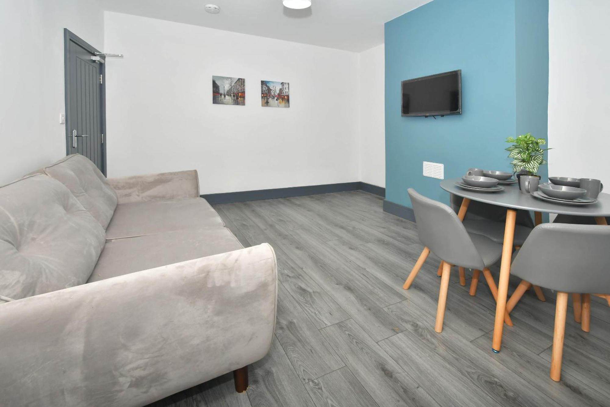 Townhouse @ Eastwood Place Stoke